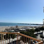 アパート La Corte Dei Mari Acquamarina チェゼナーティコ